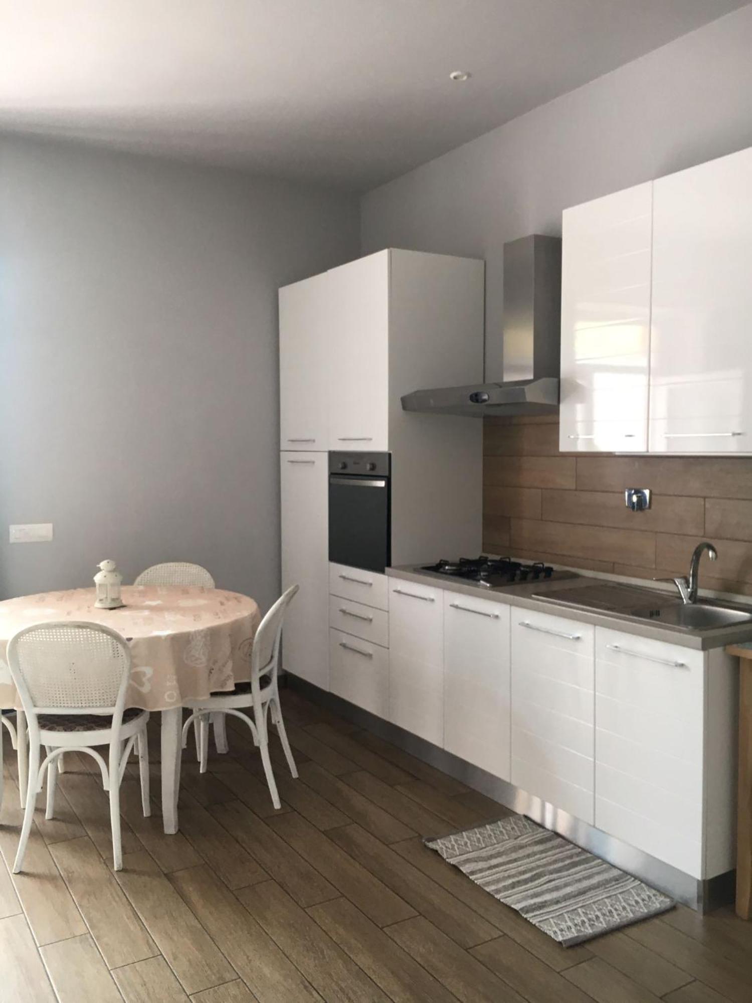 Casa Vacanze Sangiacomo App Acqua Marina Santo Stefano al Mare Exterior foto